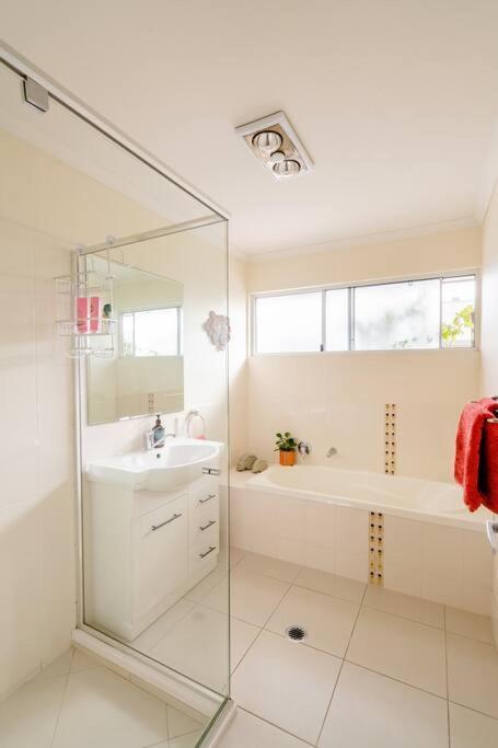 Cosy Home In Yandina 外观 照片